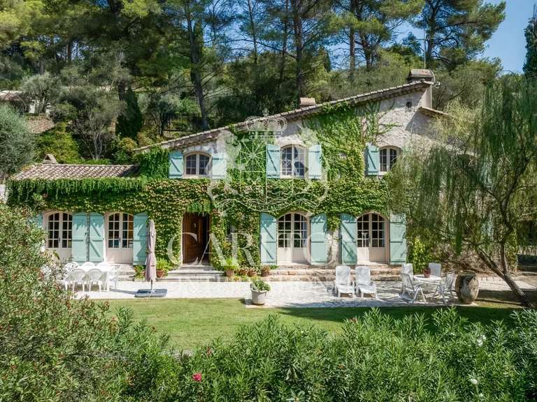 Maison Mougins - 4 chambres - 323m²