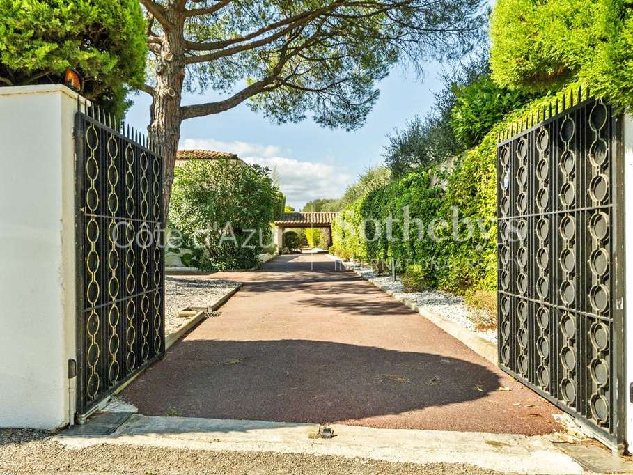 House Mougins