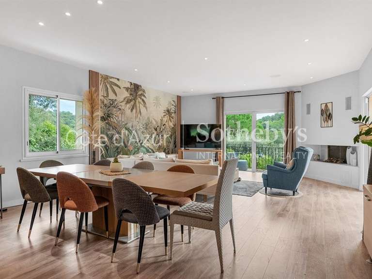 Maison Mougins - 4 chambres - 181m²
