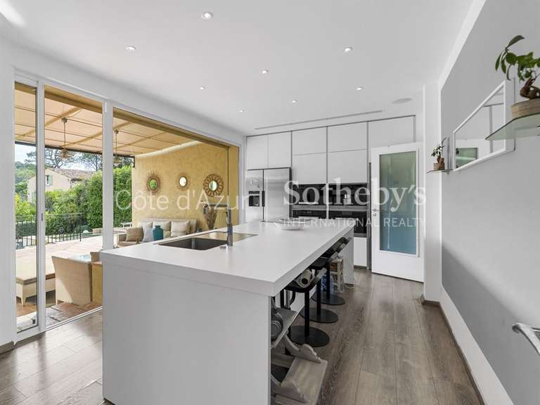 Maison Mougins - 4 chambres - 181m²