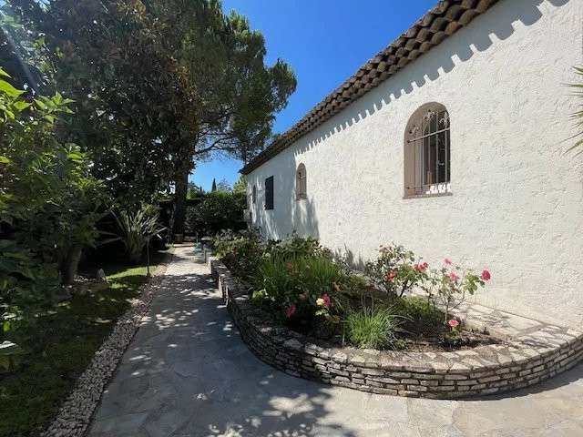 Maison Mougins - 204m²