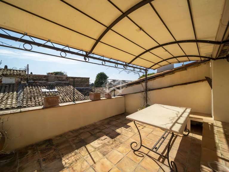 Maison Mougins - 3 chambres - 211m²