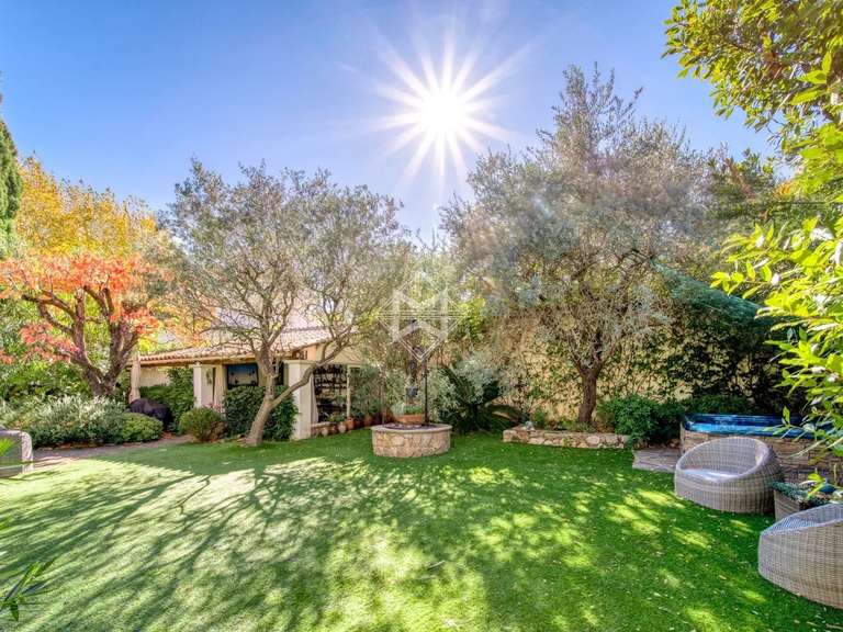 Maison Mougins - 3 chambres - 150m²