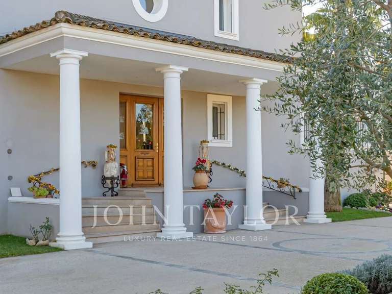 Maison Mougins - 4 chambres - 265m²