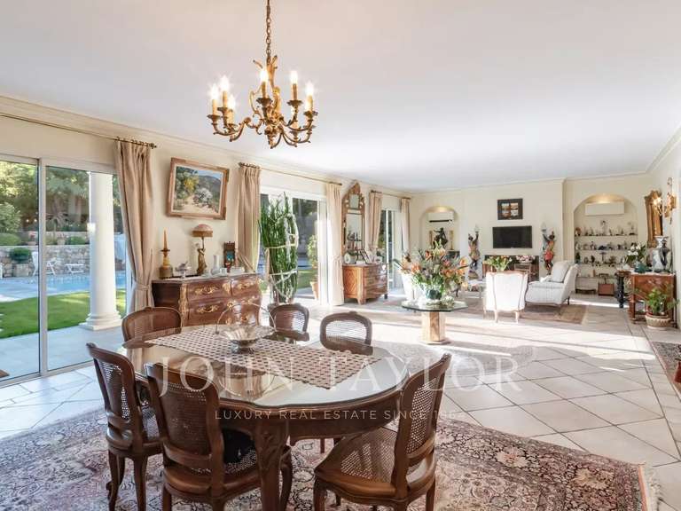 Maison Mougins - 4 chambres - 265m²
