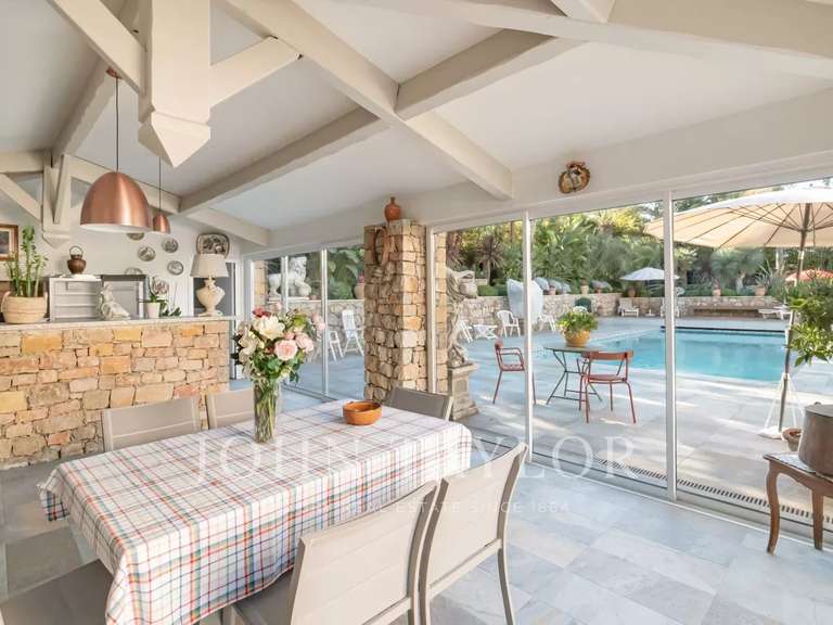 Maison Mougins - 4 chambres - 265m²