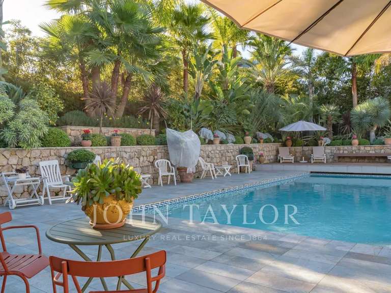 Maison Mougins - 4 chambres - 265m²