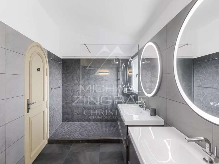 Maison Mougins - 5 chambres - 248m²