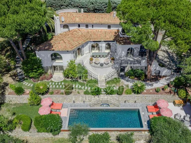 Maison Mougins - 5 chambres - 248m²