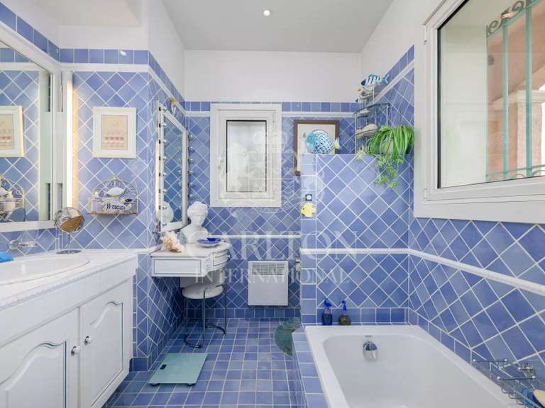 Maison Mougins - 4 chambres - 200m²