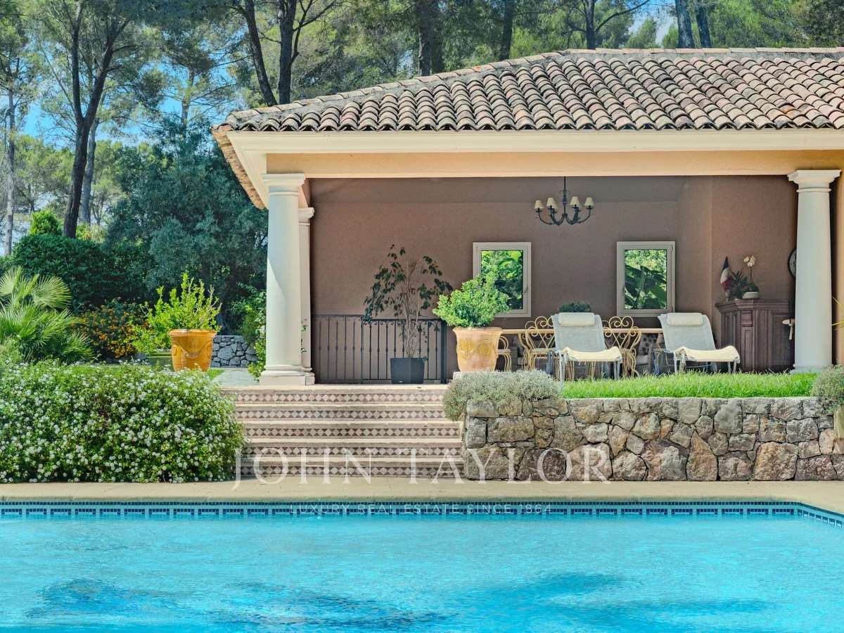 House Mougins