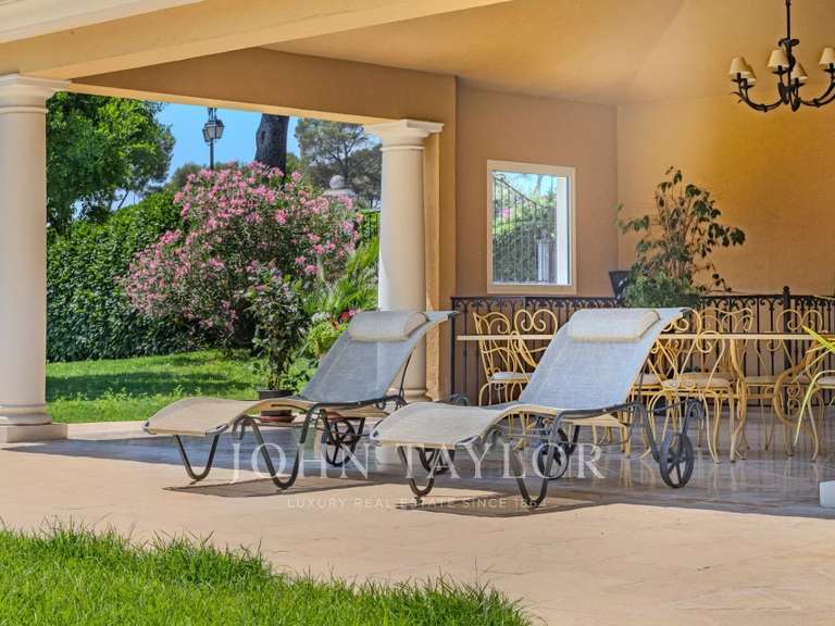 House Mougins - 4 bedrooms - 736m²