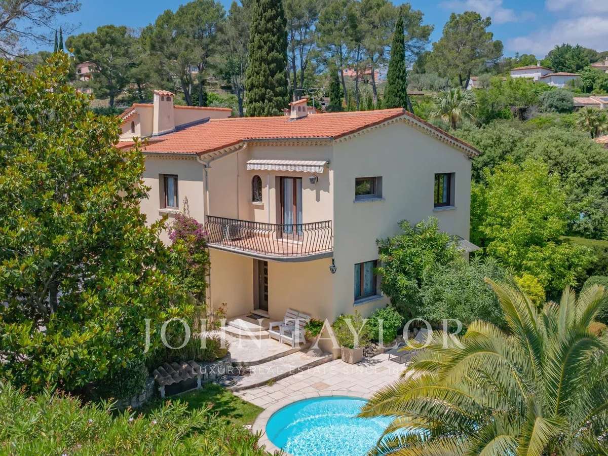 House Mougins