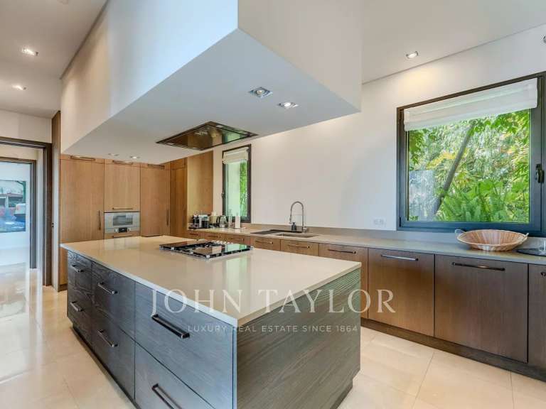 House Mougins - 8 bedrooms - 805m²