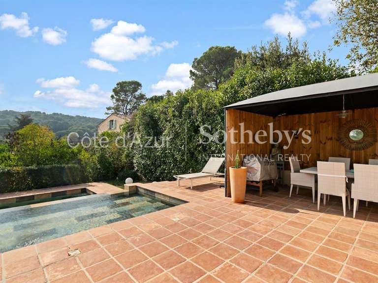 Maison Mougins - 4 chambres - 181m²
