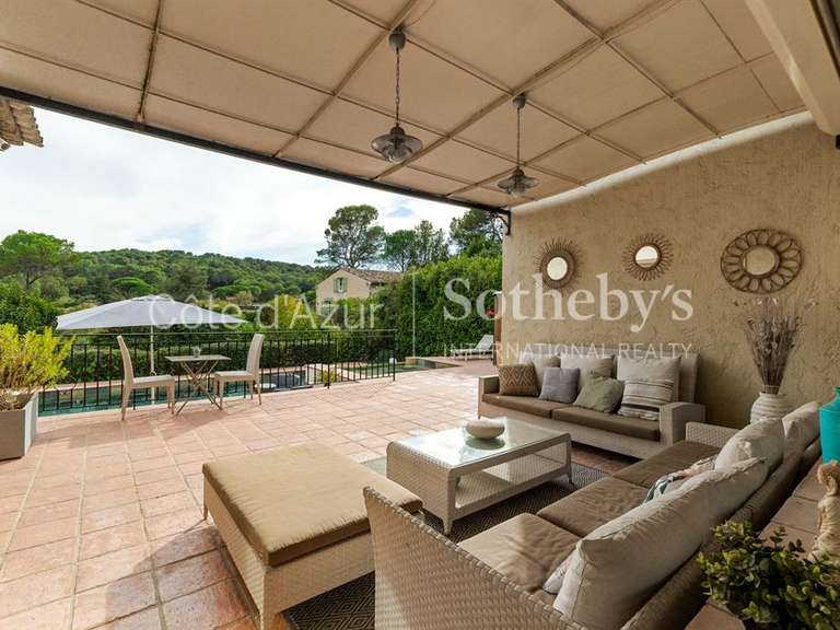 Maison Mougins - 4 chambres - 181m²