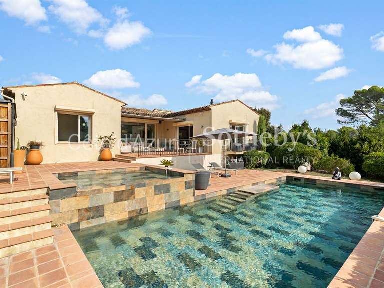 Maison Mougins - 4 chambres - 181m²
