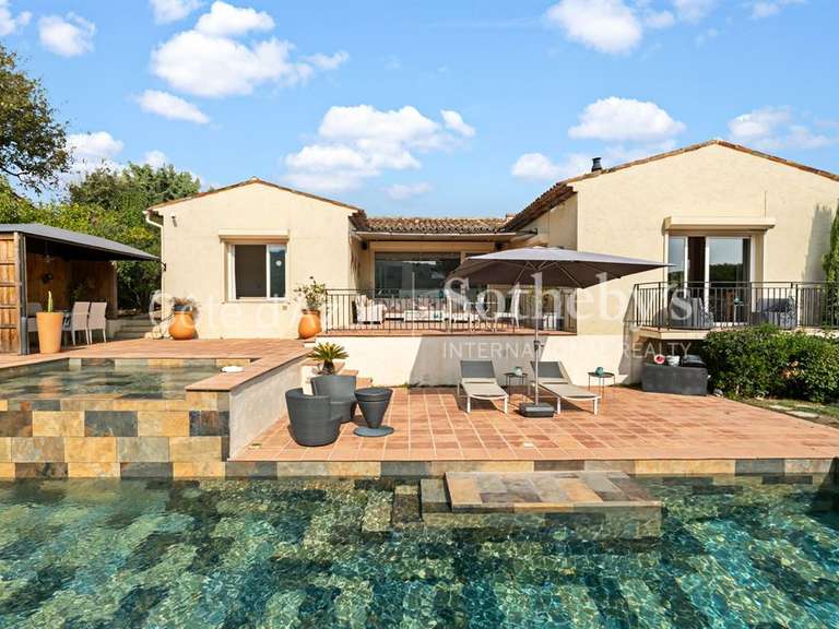 Maison Mougins - 4 chambres - 181m²