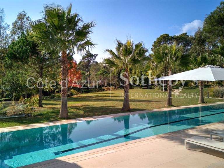 Maison Mougins - 9 chambres - 1124m²