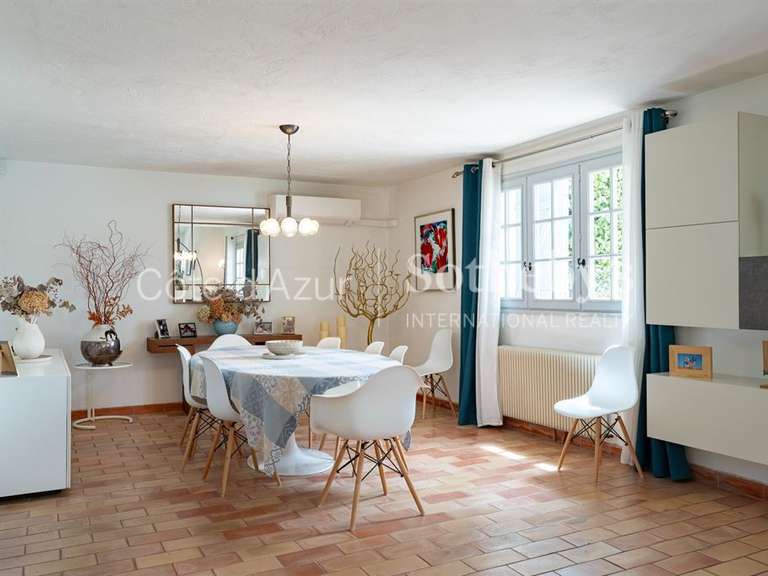 Maison Mougins - 6 chambres - 304m²