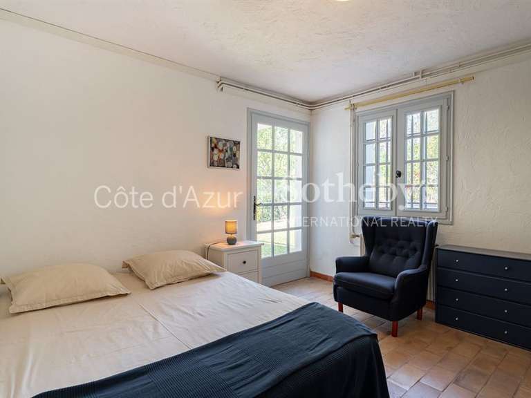 Maison Mougins - 6 chambres - 304m²