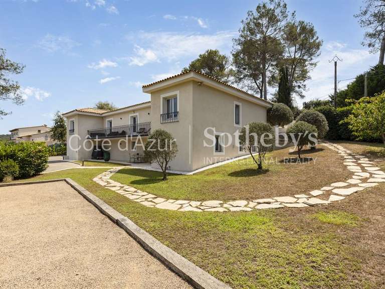 Maison Mougins - 5 chambres - 228m²