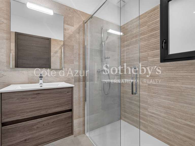 Maison Mougins - 4 chambres - 189m²