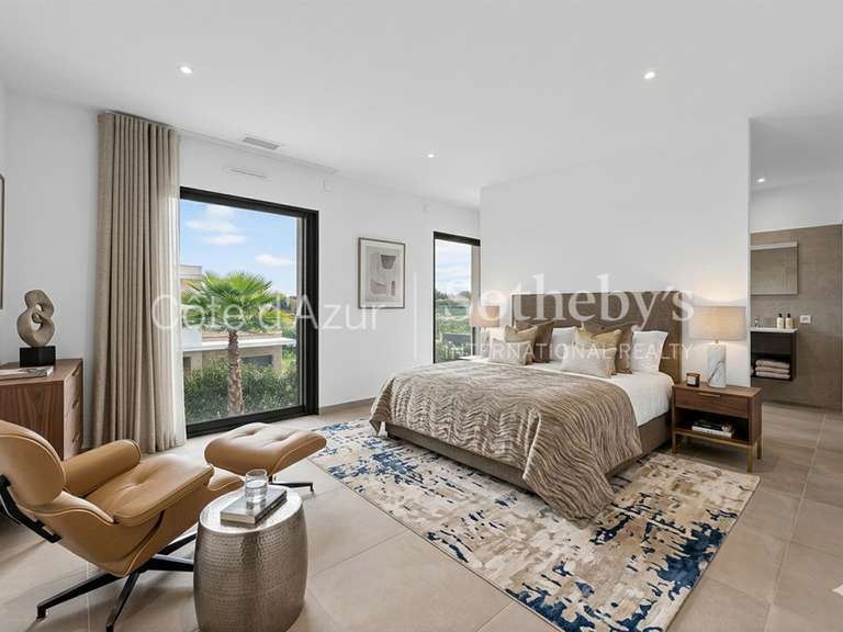 Maison Mougins - 4 chambres - 189m²