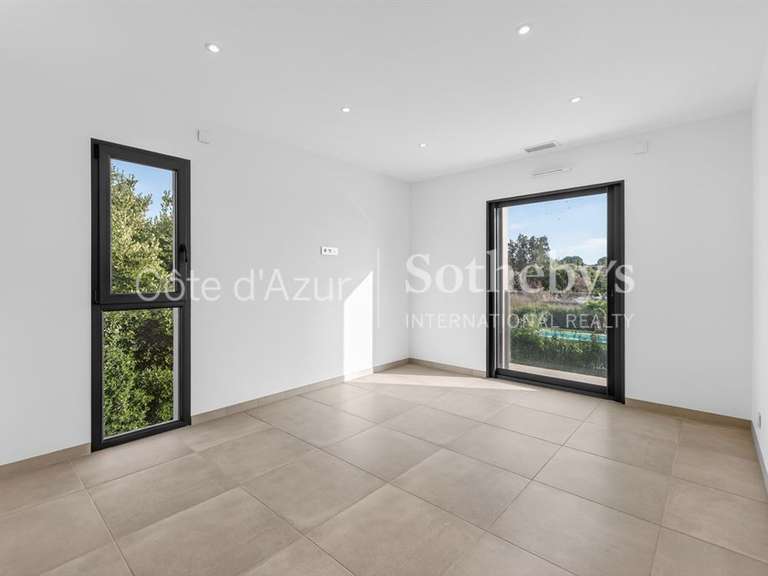 Maison Mougins - 4 chambres - 189m²