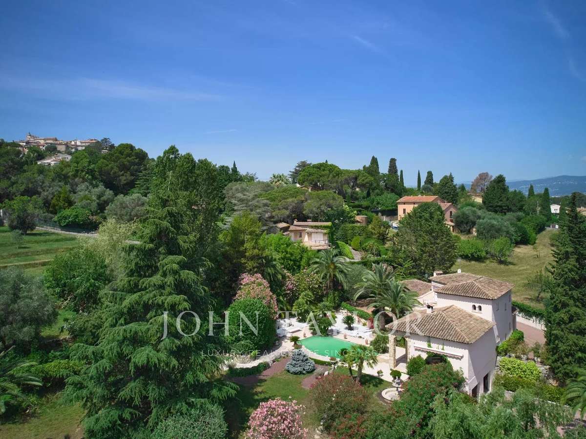 House Mougins