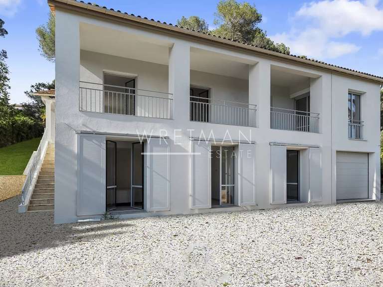 Maison Mougins - 5 chambres - 243m²