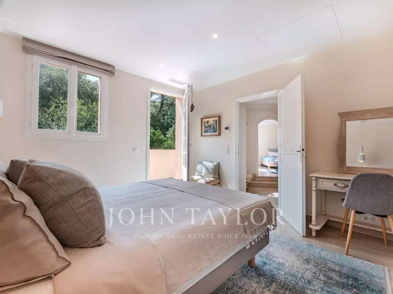 Maison Mougins - 5 chambres - 267m²