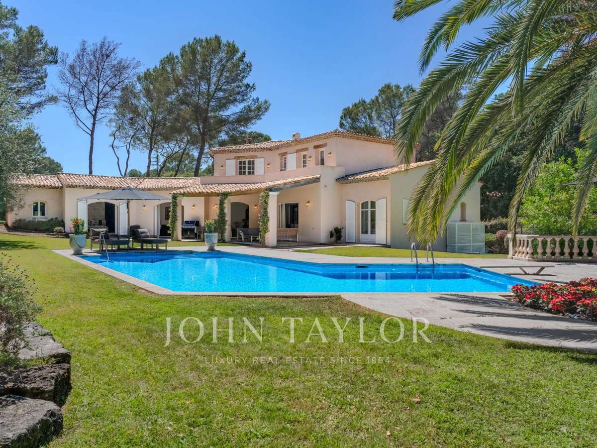 House Mougins