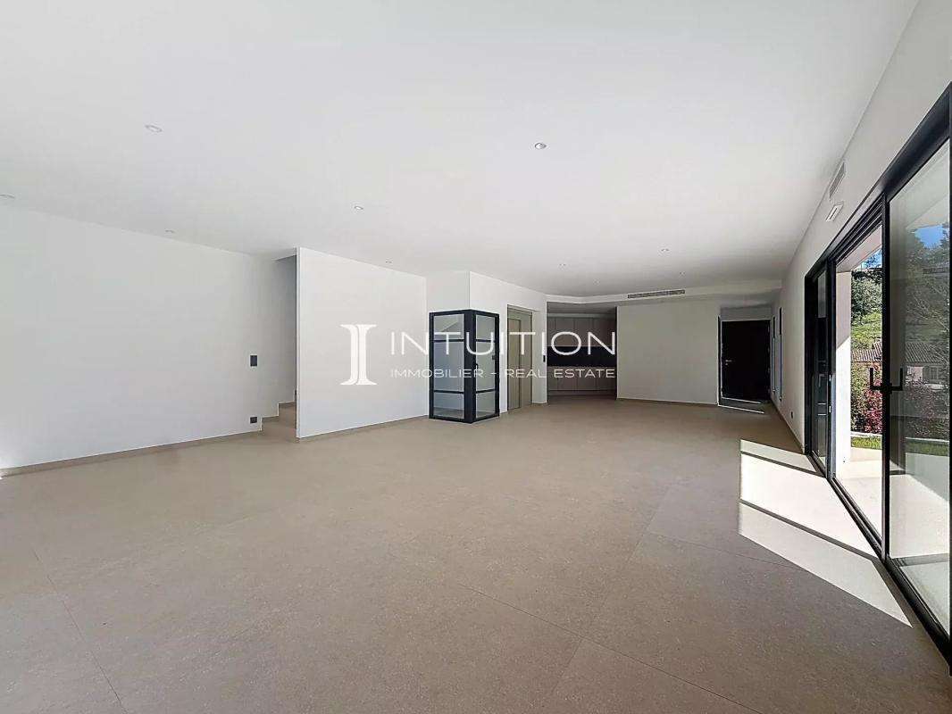 House Mougins