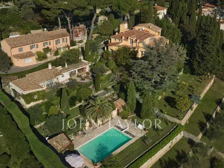 Maison Mougins - 13 chambres - 972m²