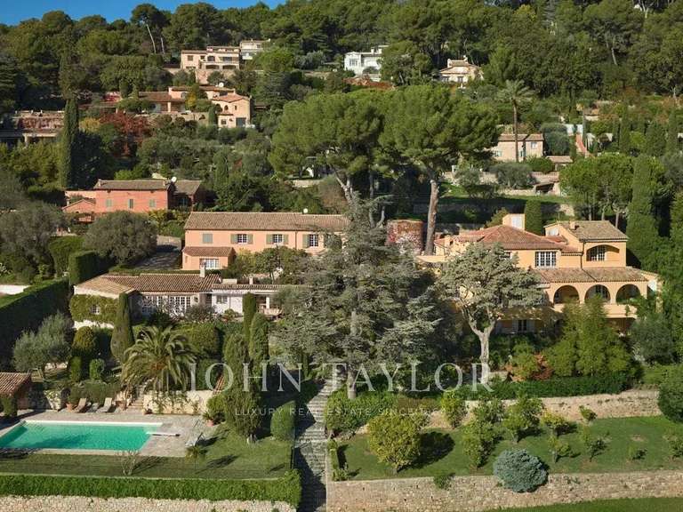 Maison Mougins - 13 chambres - 972m²