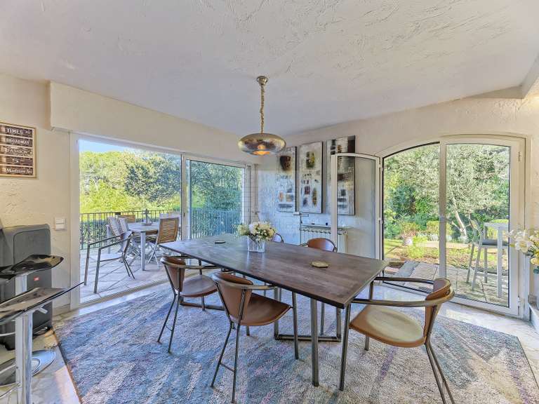 Maison Mougins - 4 chambres - 195m²