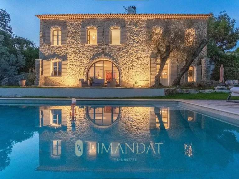 Maison Mougins - 4 chambres - 199m²