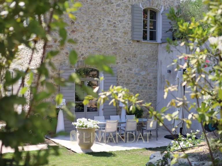 Maison Mougins - 4 chambres - 199m²
