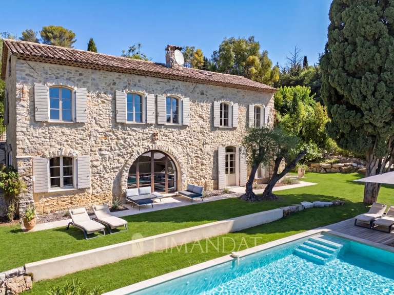 Maison Mougins - 4 chambres - 199m²