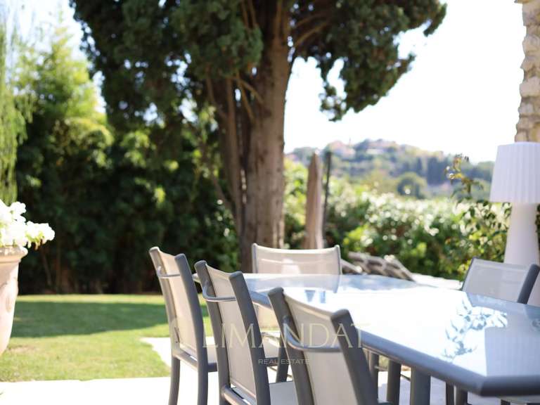 Maison Mougins - 4 chambres - 199m²