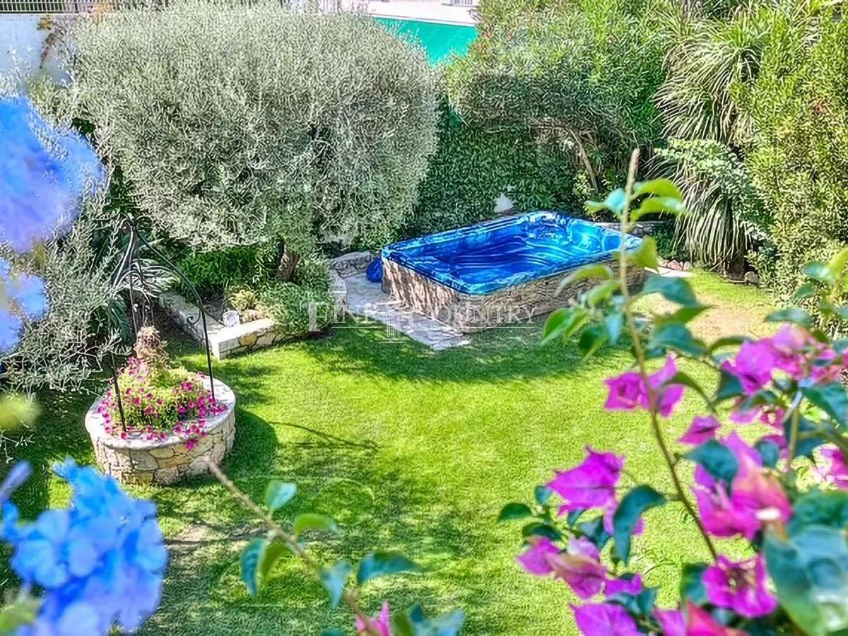 House Mougins