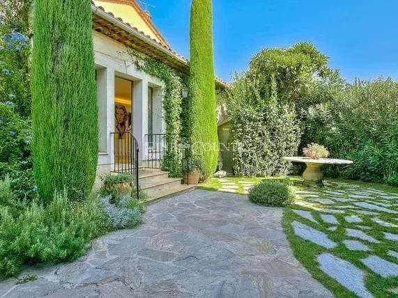 Maison Mougins - 162m²