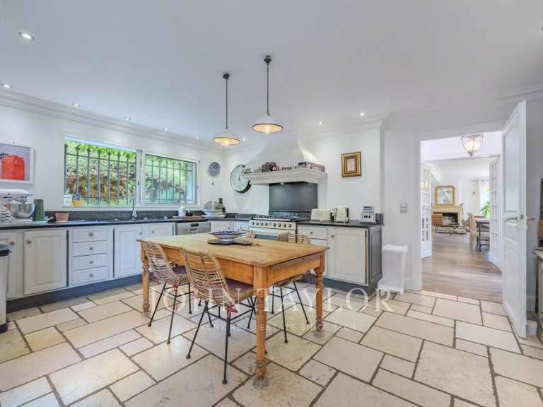 Maison Mougins - 5 chambres - 234m²