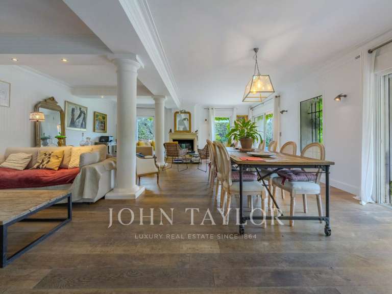 Maison Mougins - 5 chambres - 234m²