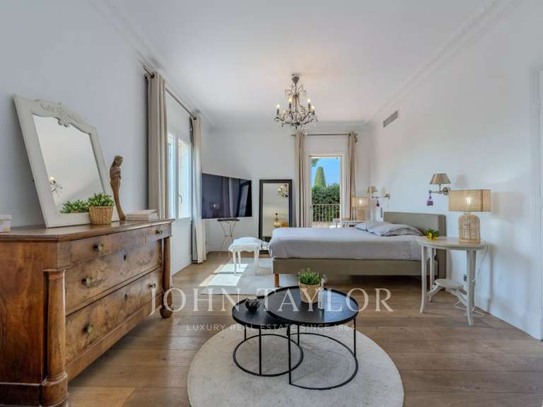 Maison Mougins - 5 chambres - 234m²