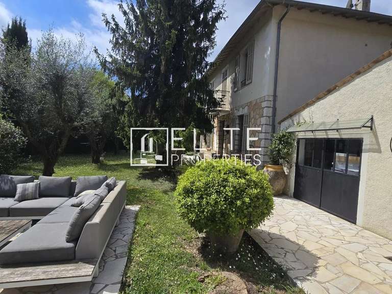 House Mougins - 4 bedrooms - 242m²