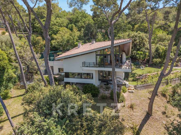 Maison Mougins - 4 chambres - 245m²
