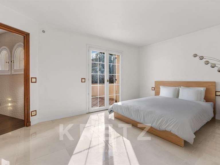 Maison Mougins - 4 chambres - 308m²