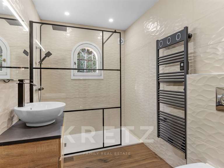 Maison Mougins - 4 chambres - 308m²